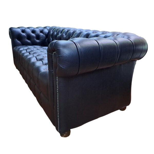 SOFÁ CHESTERFIELD CAPITONÉ NEGRO DE 200cm